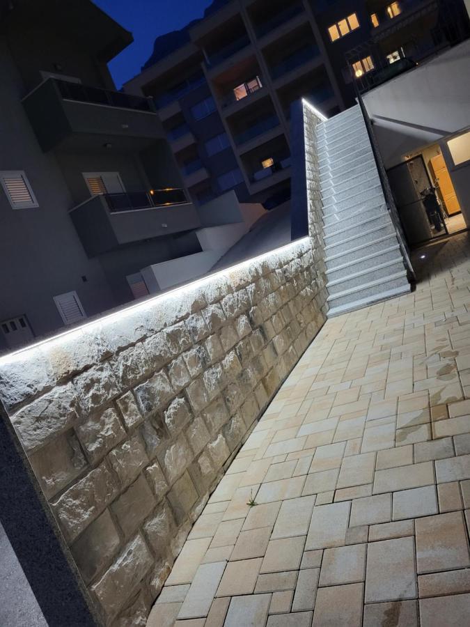 Apartments Matanovi Dvori Makarska Luaran gambar