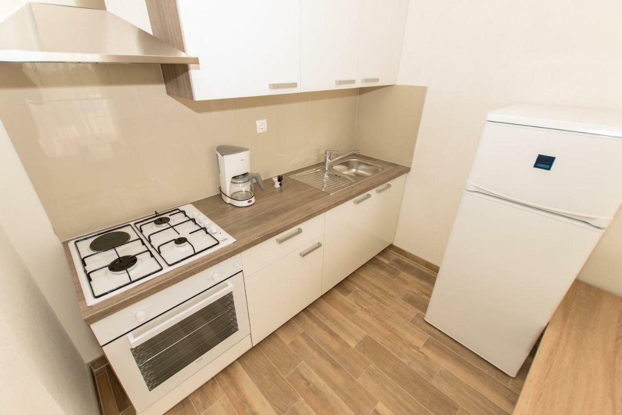 Apartments Matanovi Dvori Makarska Luaran gambar