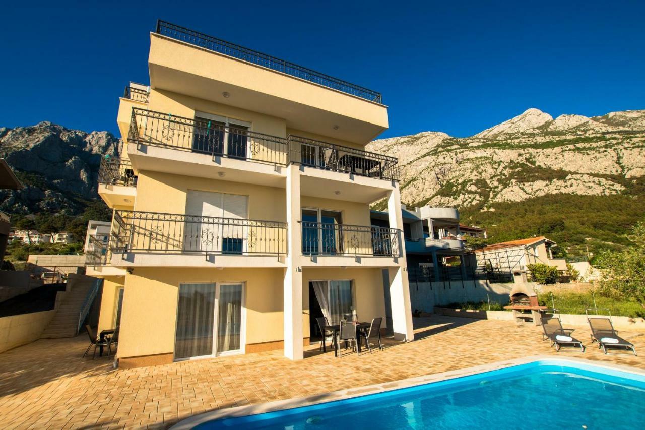 Apartments Matanovi Dvori Makarska Luaran gambar