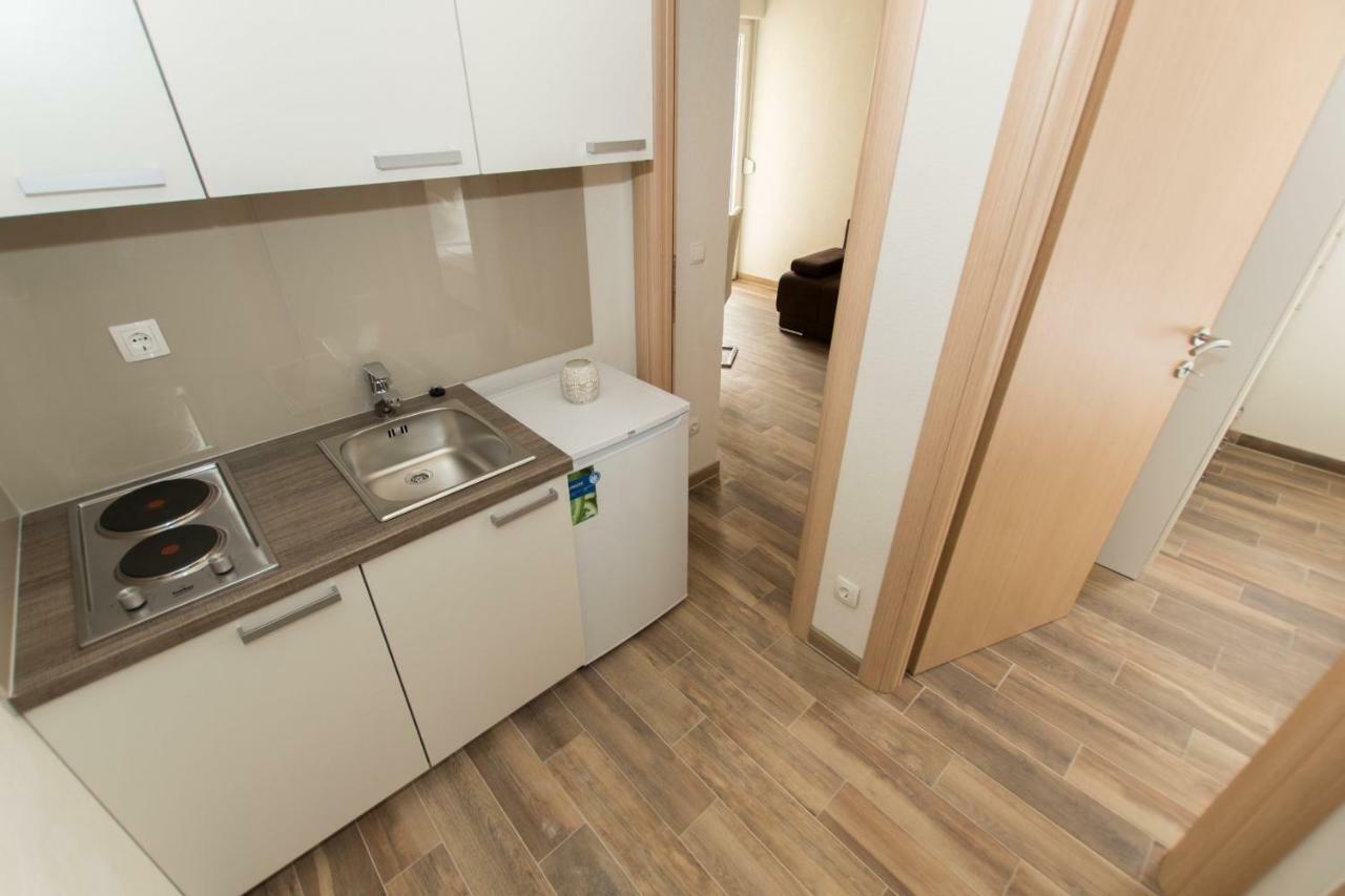 Apartments Matanovi Dvori Makarska Luaran gambar