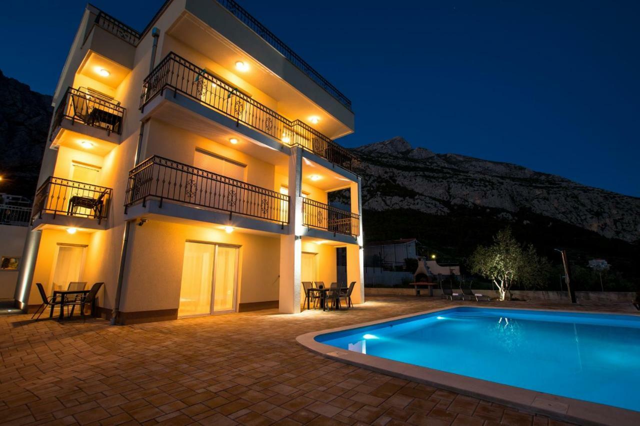 Apartments Matanovi Dvori Makarska Luaran gambar