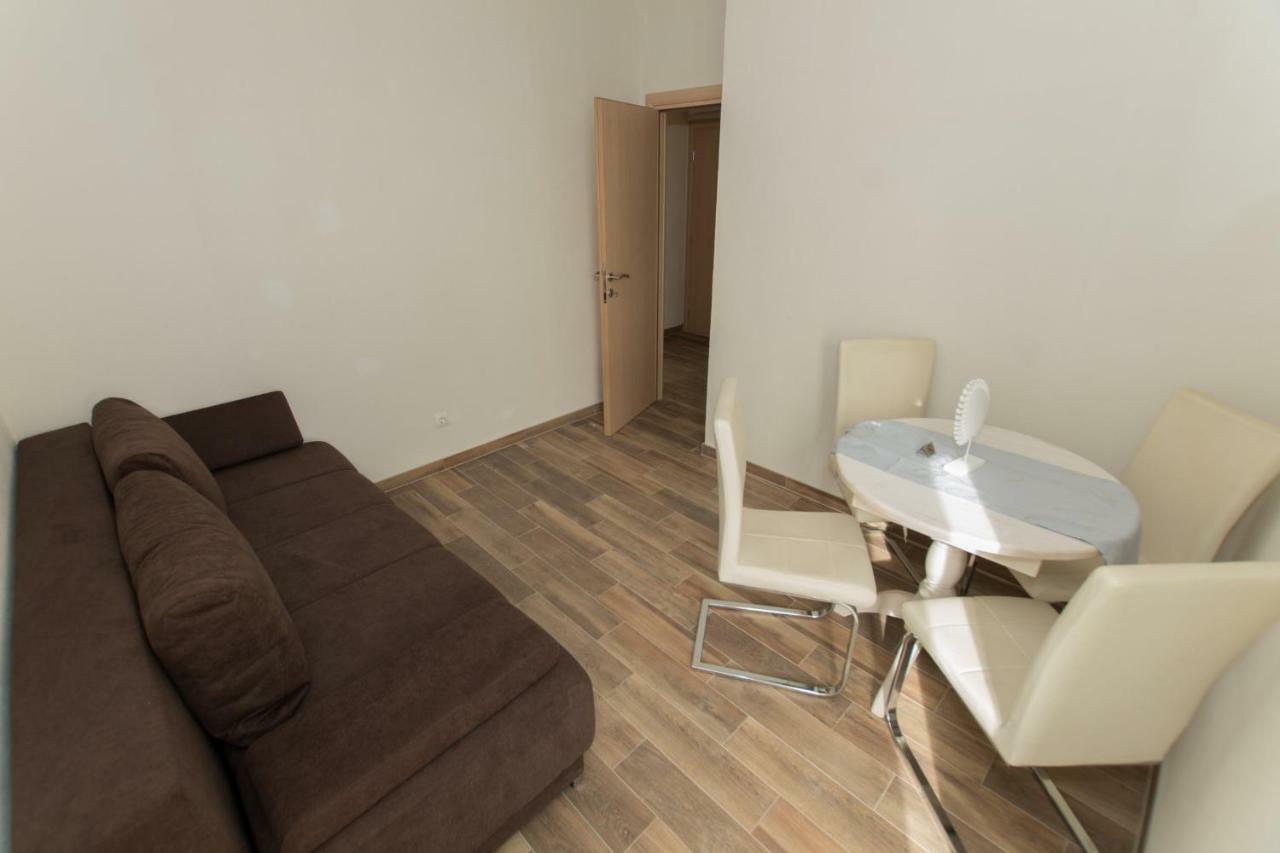 Apartments Matanovi Dvori Makarska Luaran gambar