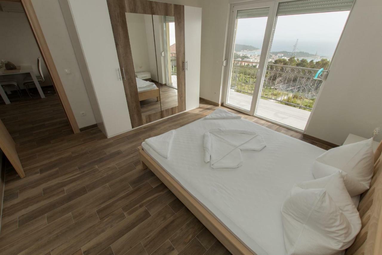 Apartments Matanovi Dvori Makarska Luaran gambar