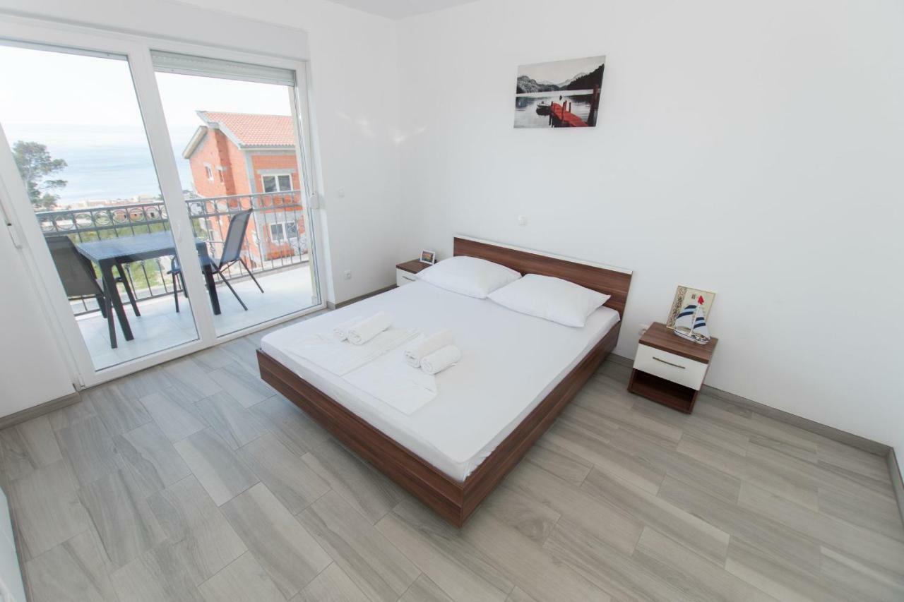 Apartments Matanovi Dvori Makarska Luaran gambar