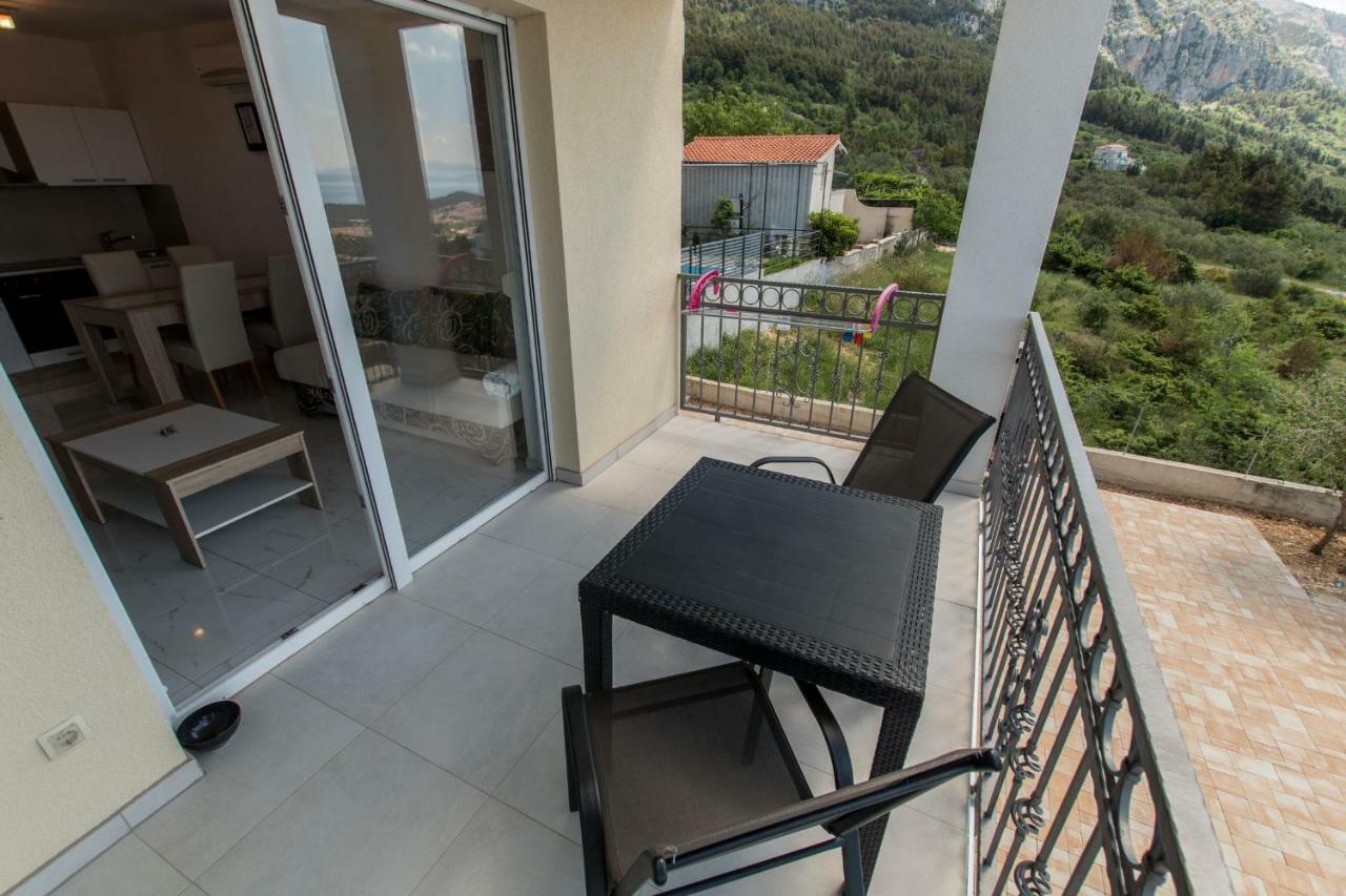 Apartments Matanovi Dvori Makarska Luaran gambar