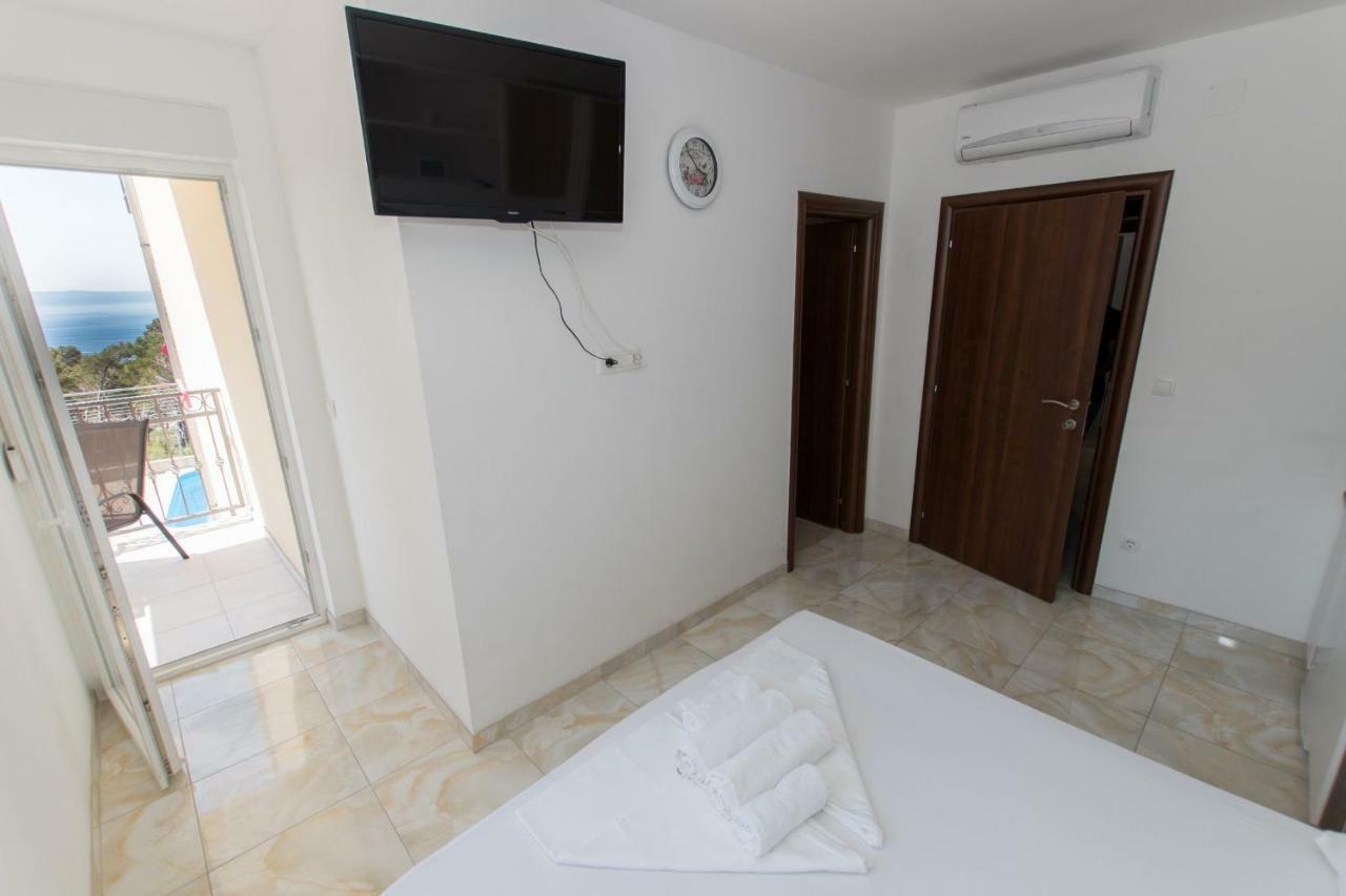 Apartments Matanovi Dvori Makarska Luaran gambar