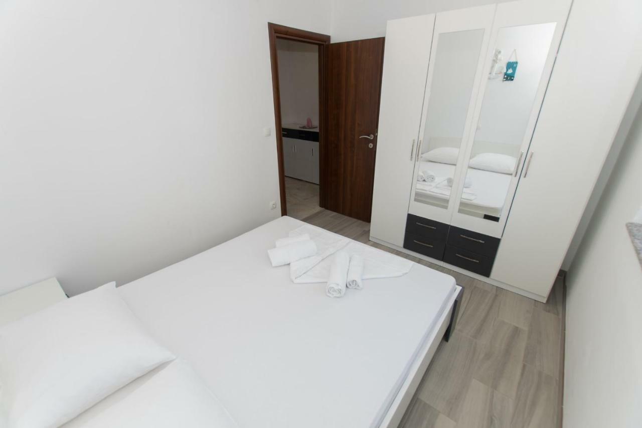 Apartments Matanovi Dvori Makarska Luaran gambar